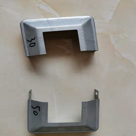 厂家生产护栏脚盖法兰铁艺围栏配件阳台护栏配件分体装饰盖