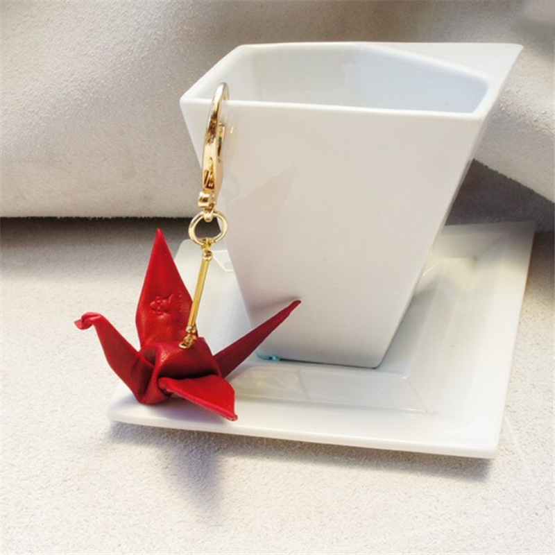 千纸鹤pu皮网红创意汽车挂件 车内吊饰挂件 皮革钥匙挂扣