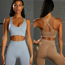 工厂现货 新品无缝瑜伽服女美背运动健身服欧美提臀高腰瑜伽裤