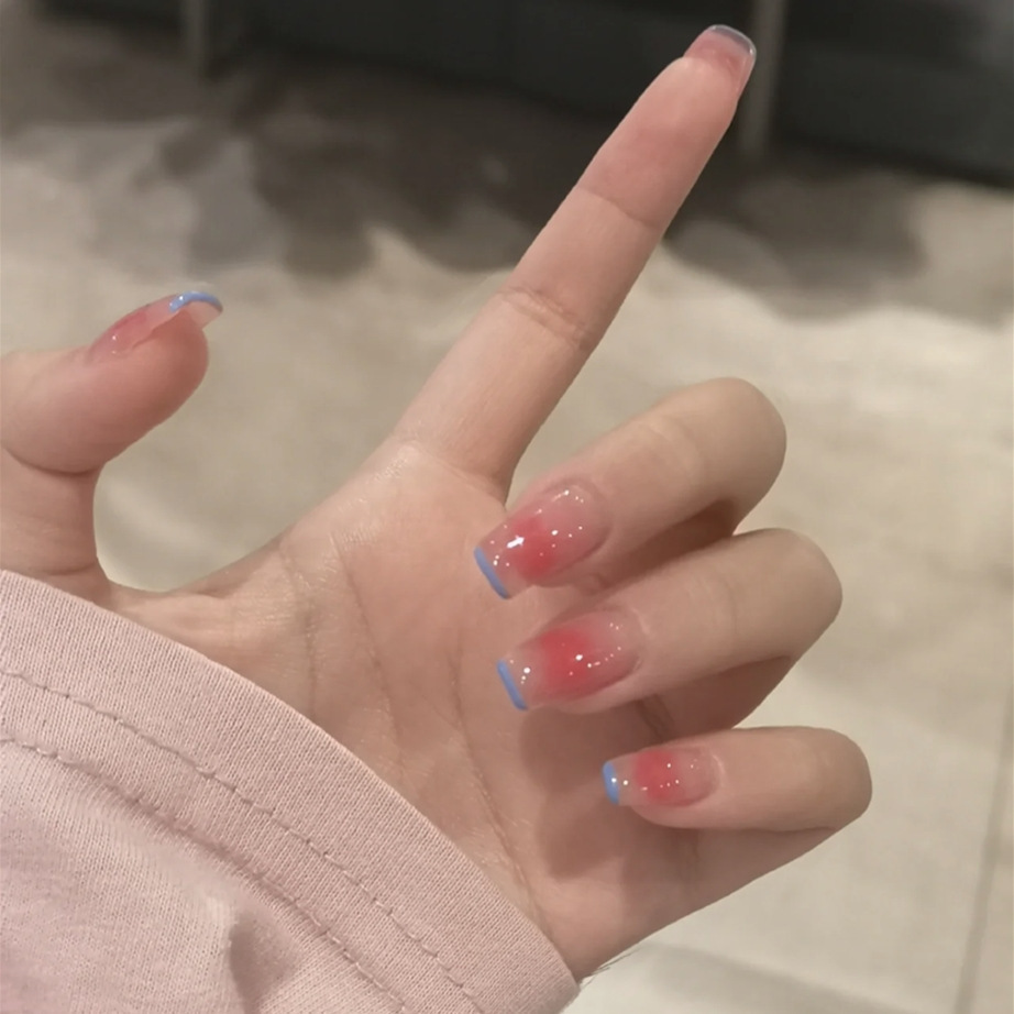 指甲油颜色渐变
