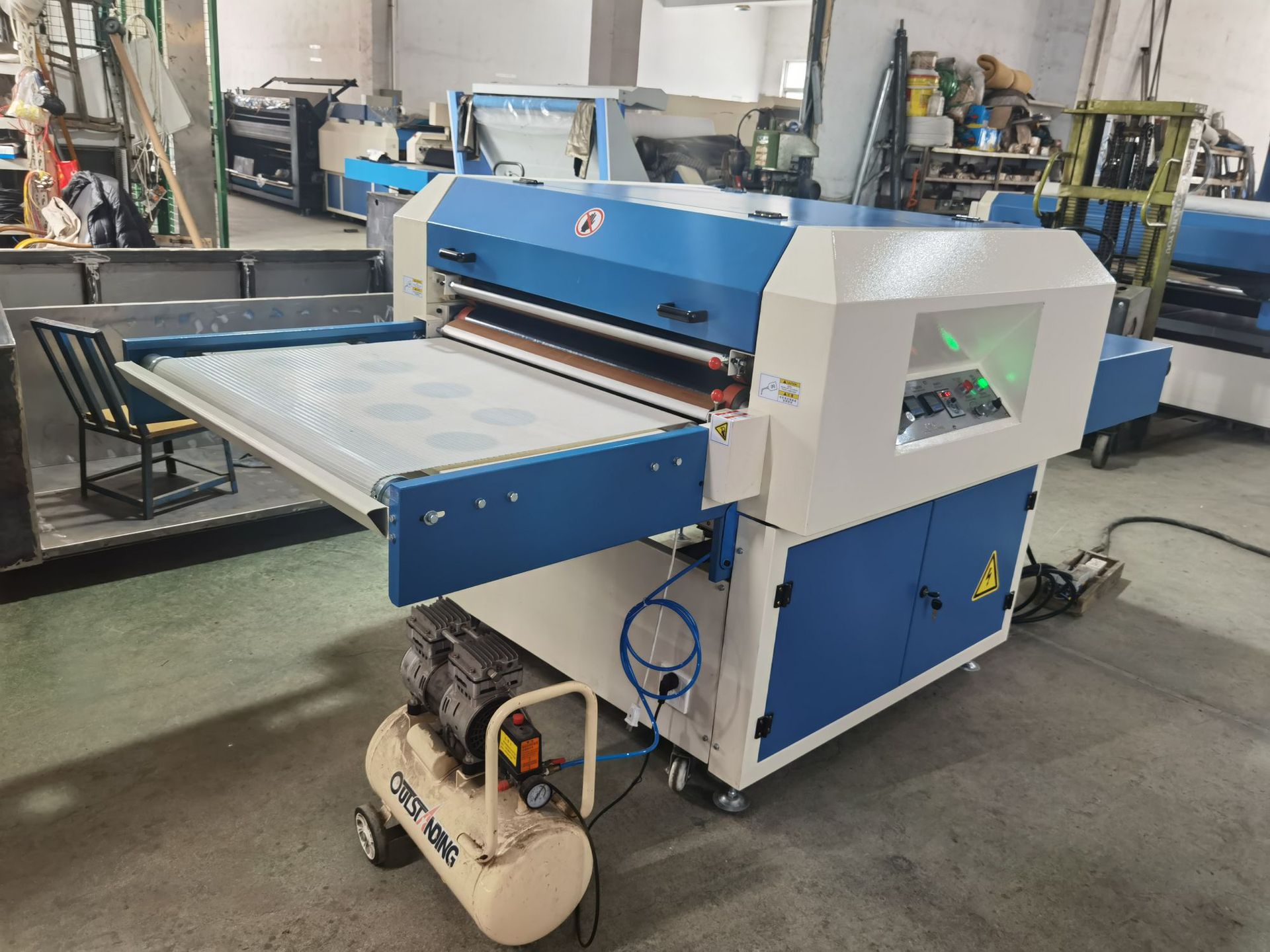 1600无痕烫衬 面料烫金 钻 中高端服装设备粘合机 高速复合机