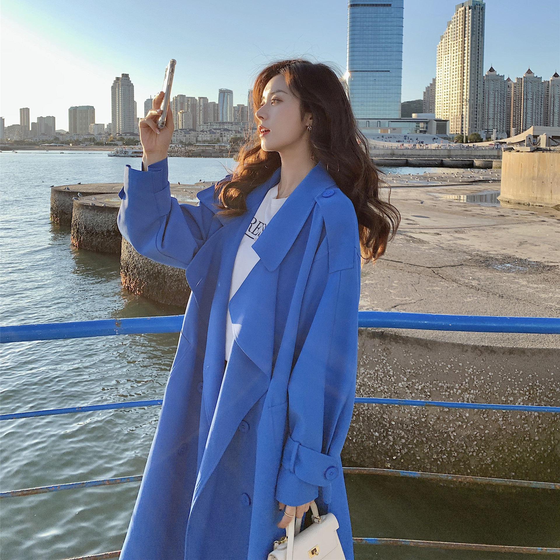 2022春季新款流行克莱茵蓝色风衣女中长款大码显瘦英伦风chic外套