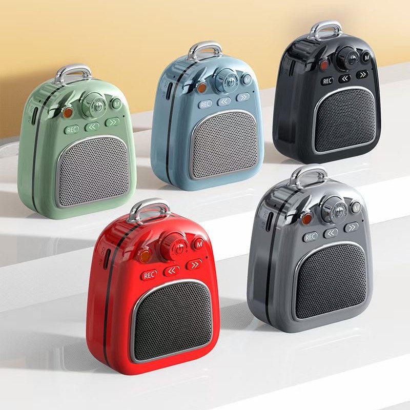 源头工厂q11蓝牙音箱便携式插卡mp3创意复古背包迷你音响走心礼品