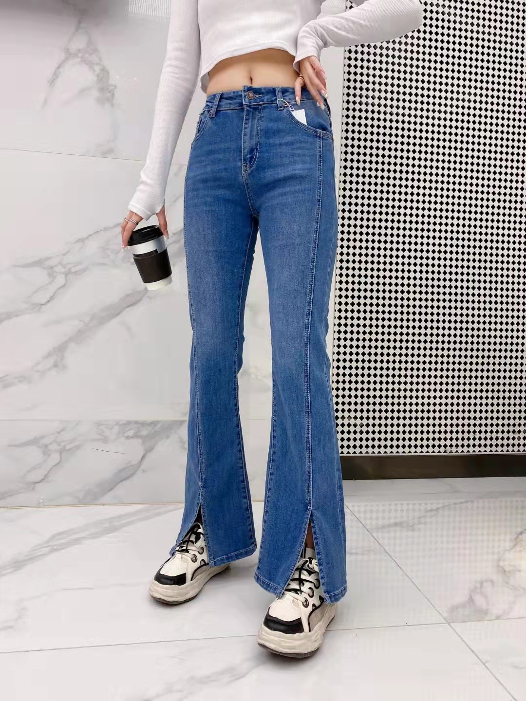 110223~微喇叭开叉牛仔裤女春季新款韩版修身显瘦拖地长裤包u