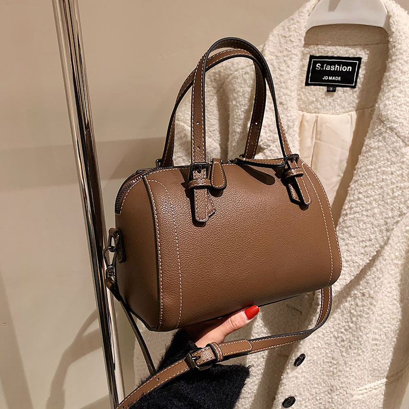 枕头小包包秋2021新款网红洋气质感大容量手提托特包单肩斜挎女包