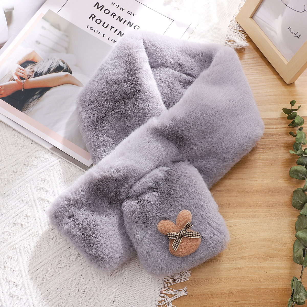 Winter New Thickened High and Low Fur Scarf for Women Affordable Luxury Fashion Feeling Fur Scarf Cute Rabbit Head Scarf Wholesale