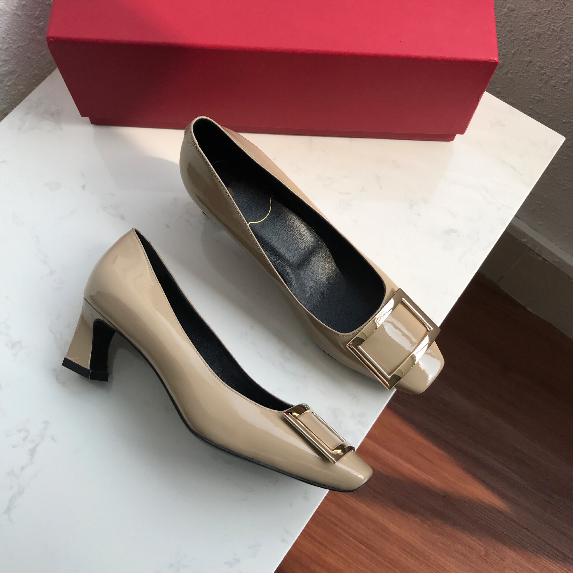 好品质!rv女鞋方扣单鞋粗跟浅口高跟鞋大象灰春款婚鞋女