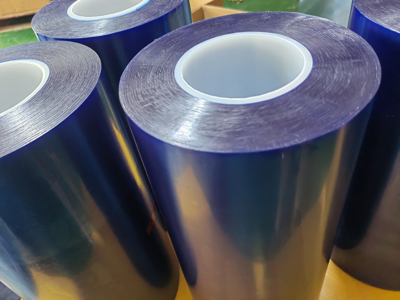 高粘翻晶蓝膜,高粘翻芯蓝膜,电阻石墨高粘蓝膜,双层高粘