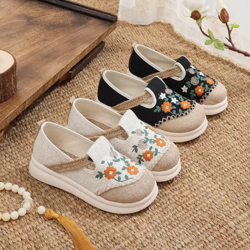 老北京布鞋女新款一脚蹬软底不累脚亚麻鞋厚底增高时尚手工绣花鞋