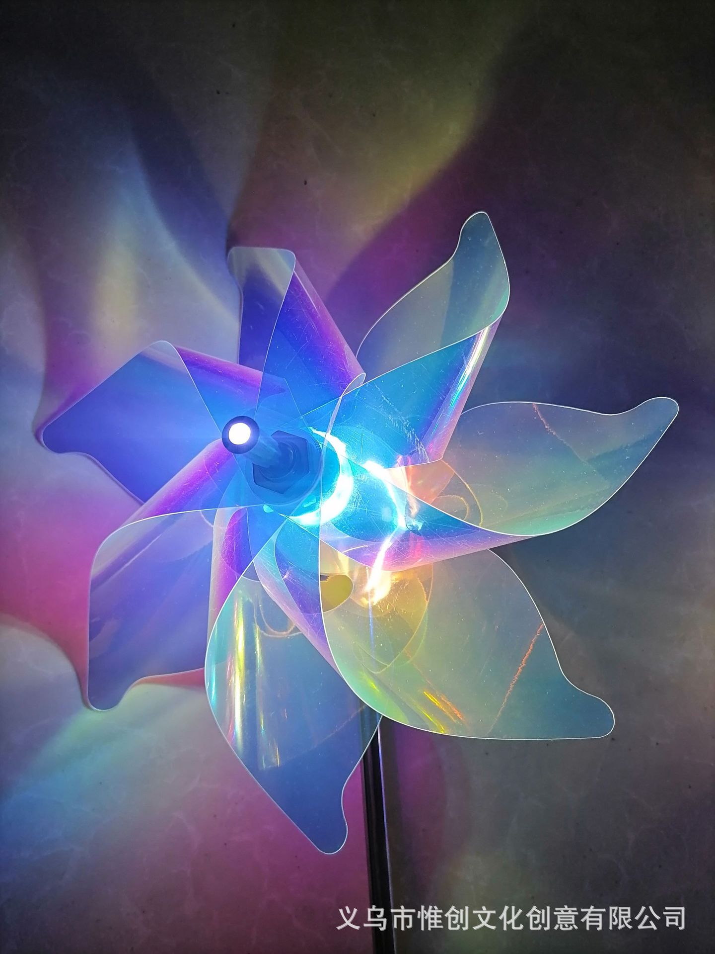 幻彩发光春季户外公园风车装饰镭射膜商场橱窗游乐园创意美陈厂家
