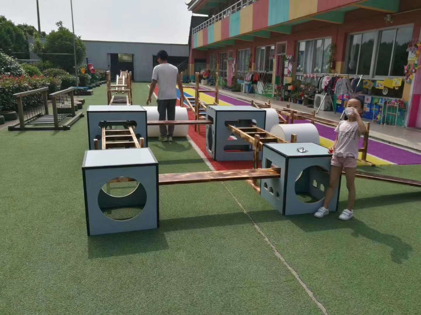 幼儿园户外木质人字梯感统训练器材平衡教具安吉游戏组合套装16件