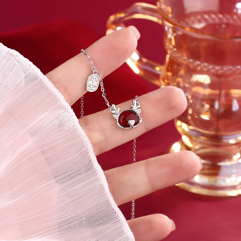 s999纯银爱小萌龙项链本命龙年小众设计国潮锁骨链风