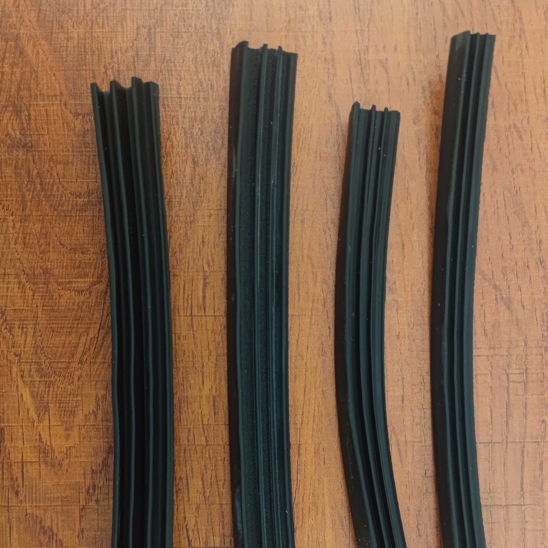 厂家直供 门窗密封条 三元乙丙橡胶条 耐腐蚀 玻内密封胶条