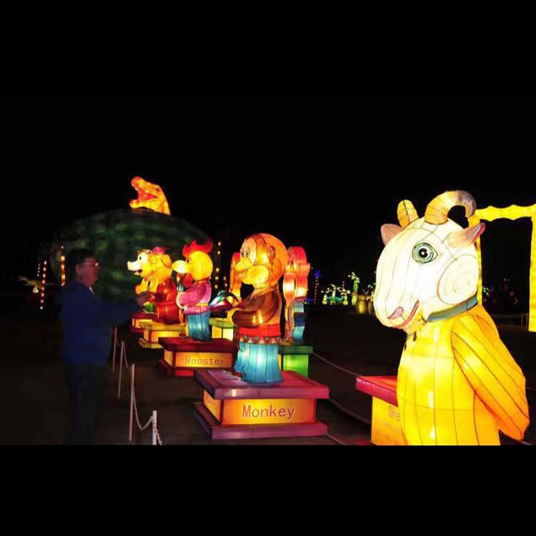 大型灯会灯展花灯卡通猪造型花灯商场园林春节元宵节花灯