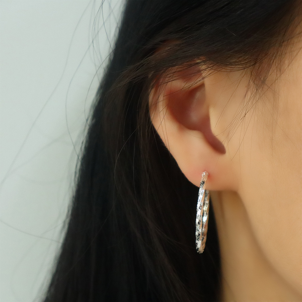 波光粼粼圆圈耳环个性潮流女小众款复古闪耀星河耳扣欧美闪烁耳圈