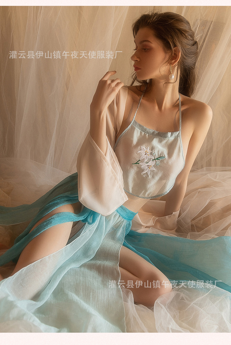 情趣内衣服诱惑小胸古风肚兜激情套装床上火辣性感睡衣女纯欲1739