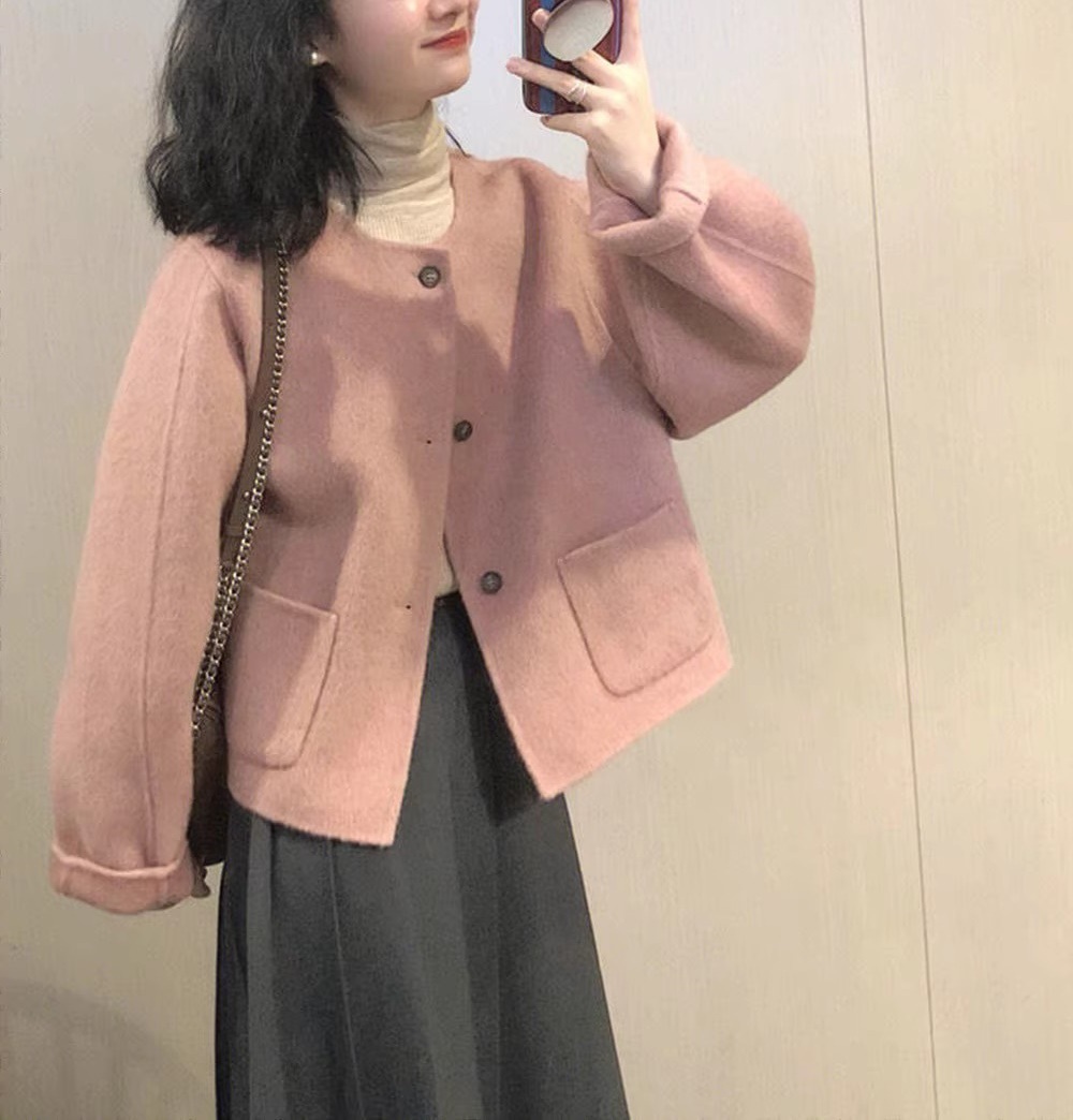 高级感粉色毛呢外套女短款秋冬装新款韩版小个子文艺复古呢子大衣