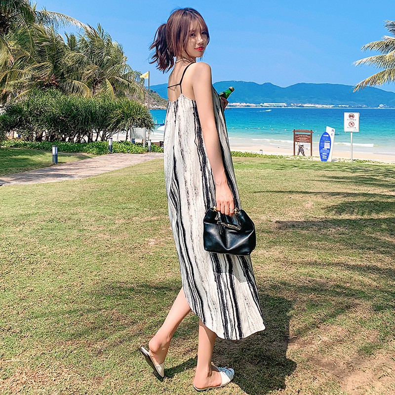 吊带裙法式复古连衣裙感宽松女夏海边度假沙滩裙泰国韩版-阿里巴巴