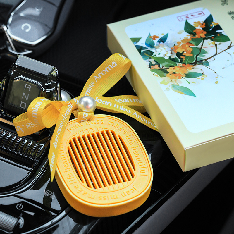 Xiaocheng Yixiang Car Aromatherapy Osmanthus Fragrance Pendant Car Decoration Solid Car Perfume Fragrance Gift Wholesale