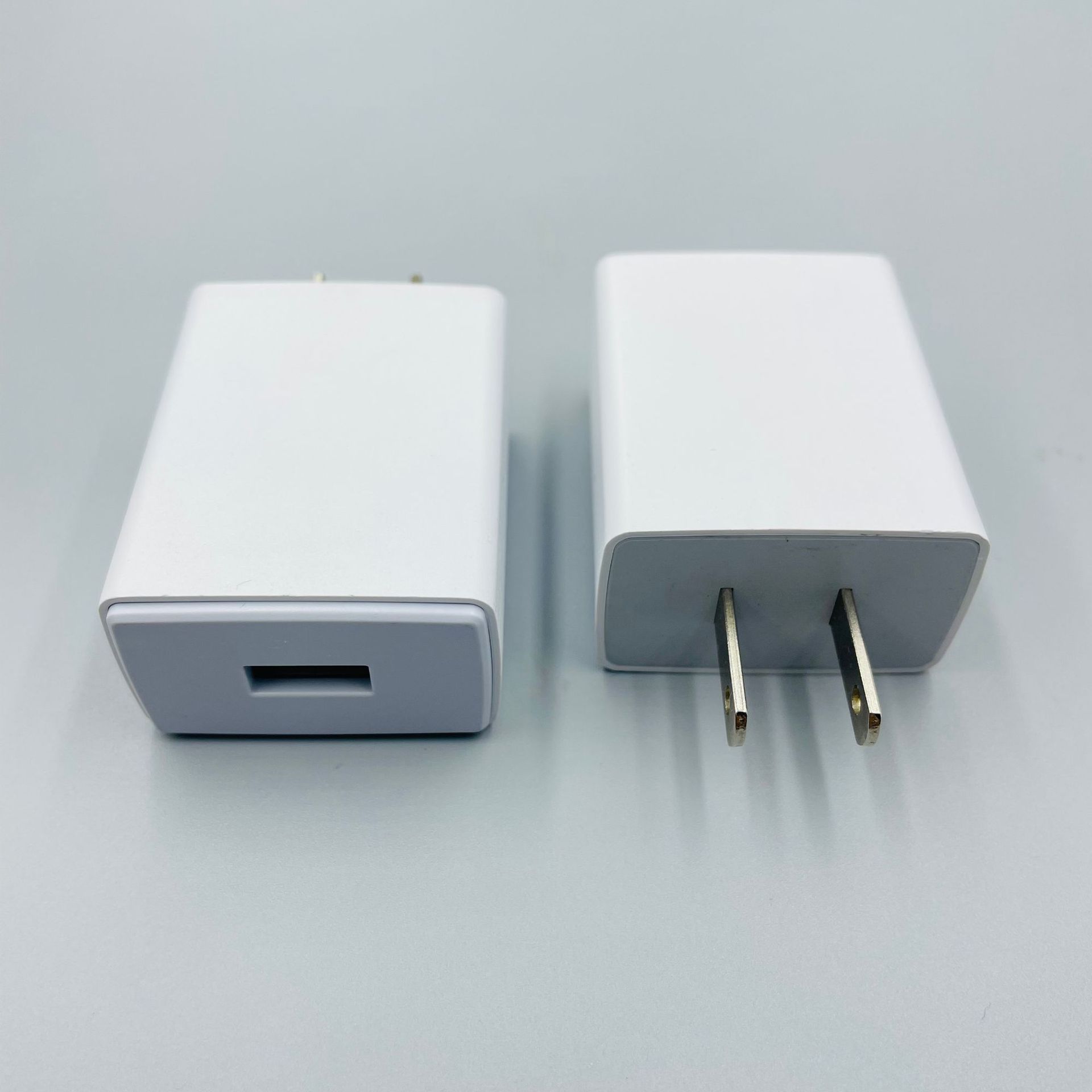 5v2a手机充电器usb充电头5v1a新款美规大米单usb手机充电器