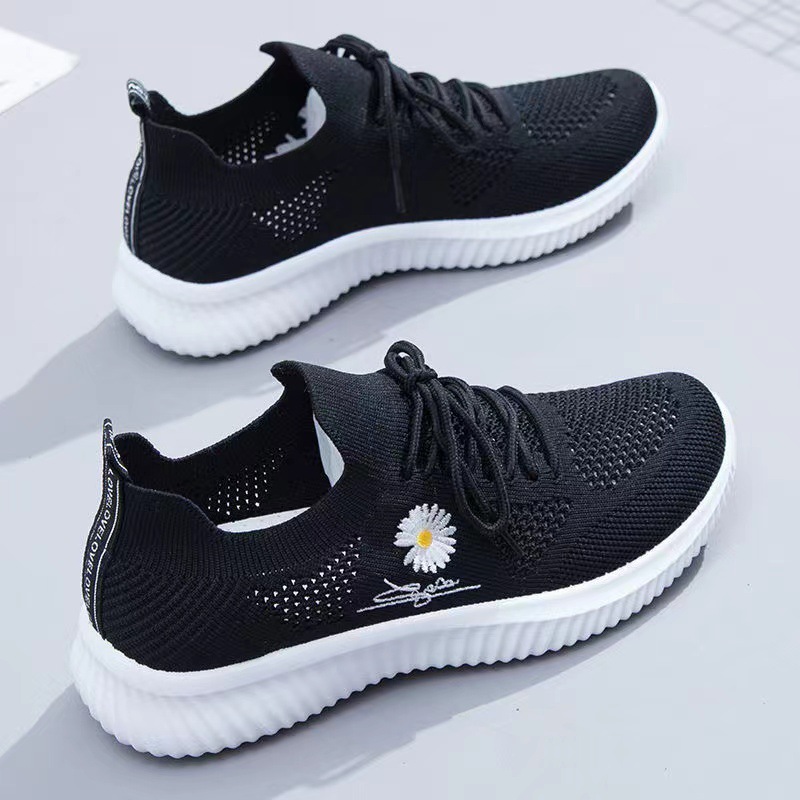 New Spring and Summer Women's Fly-Knit Sneakers Fashion All-Match Running Casual Shoes Mesh Breathable Casual Students' Shoes