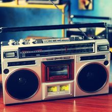 80年代复古怀旧录音机磁带机卡带机老人式收音机蓝牙插卡音箱