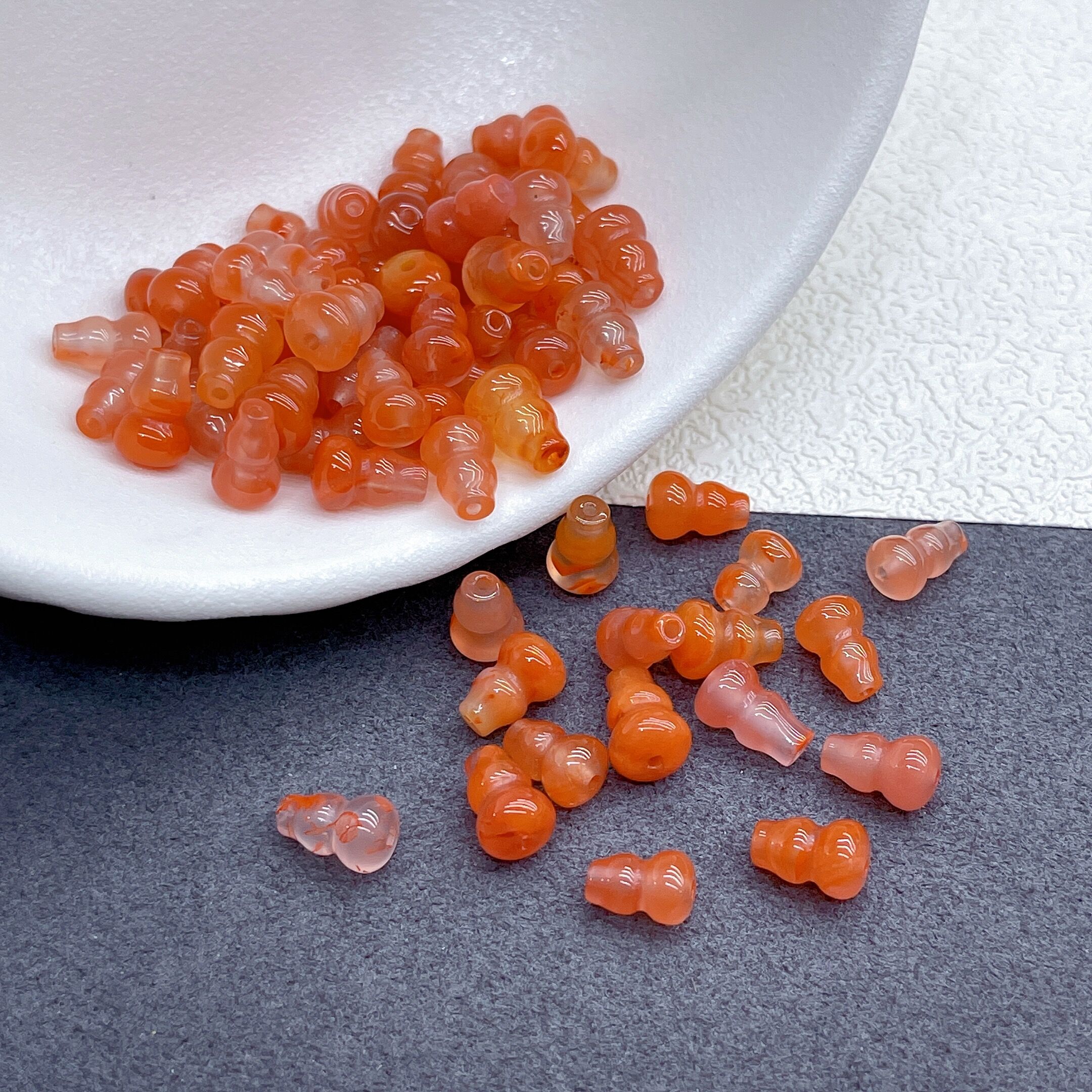 天然原矿南红玛瑙小葫芦隔珠吊坠挂坠通孔diy文玩手链佛珠弟子珠