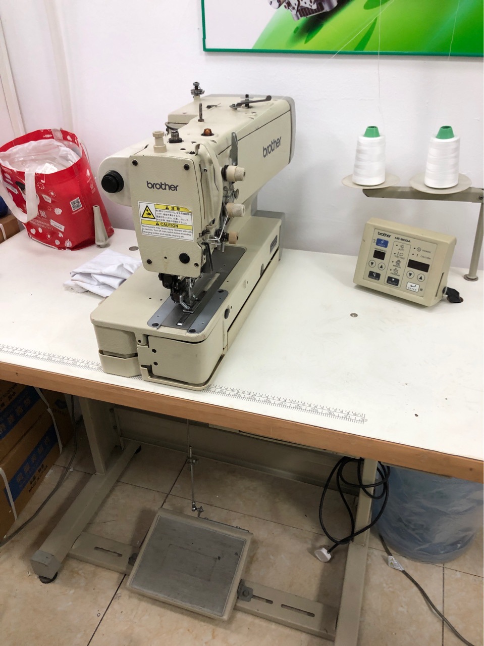 厚料衣车电动绗绣机械织物绗缝机工厂用双针缝纫设备缝纫机