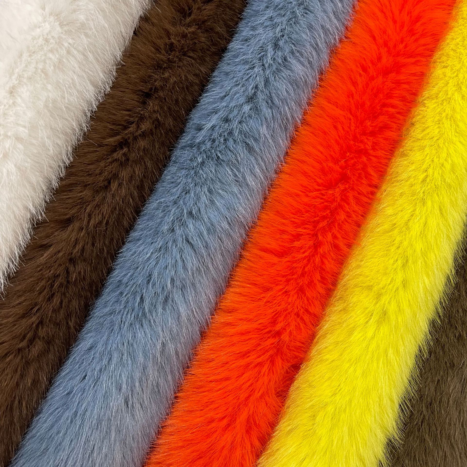 毛绒现货2200克仿狐狸毛扎染面料手感柔软厚实人造毛皮布料长毛绒