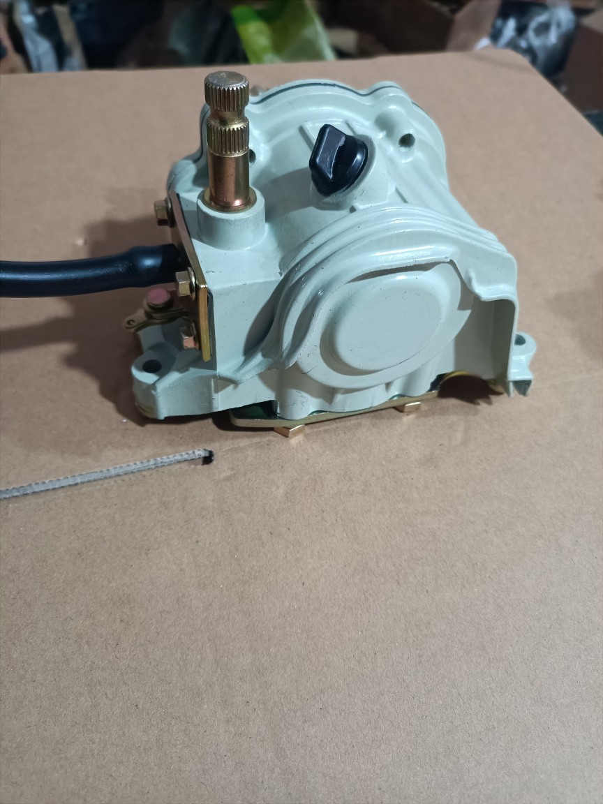 三轮摩托车倒挡器载重王轮动款150 175 200 300倒档 前进后退通用