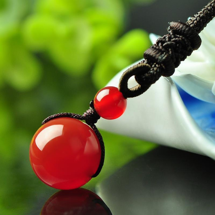 Natural Double Color Eye Obsidian Pendant Clavicle Chain Men's and Women's Red Agate Necklace Couple Sweater Chain