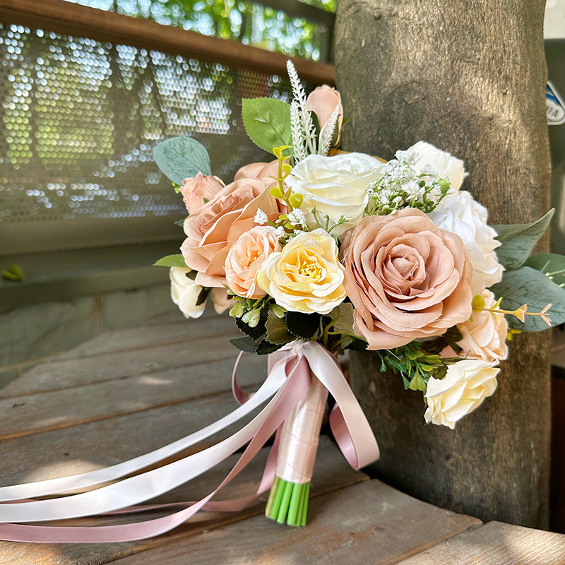 手捧花新娘结婚当天感领证仿真花球玫瑰新婚礼物订婚出嫁-阿里巴巴