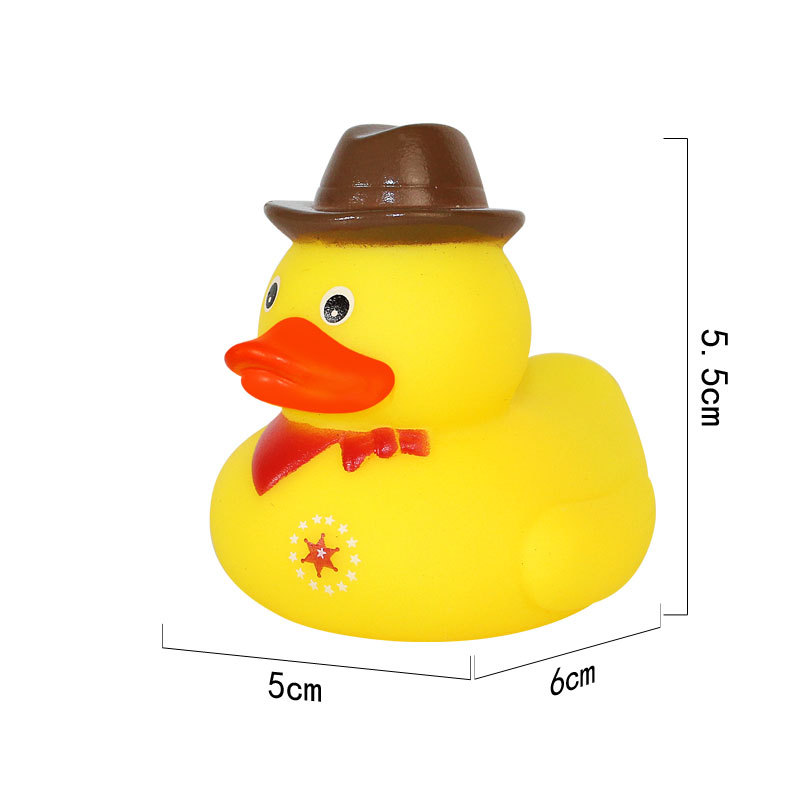 Creative Floating Halloween Modeling Small Yellow Duck Toy Squeeze and Sound Sound Baby Bath Toys Water Playing Small Yellow Duck