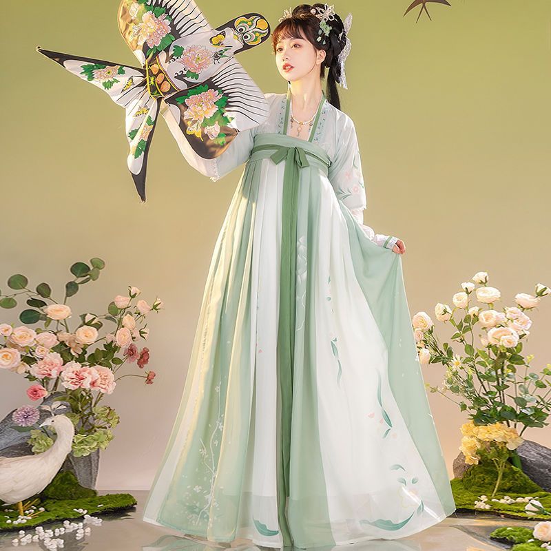 Hanfu Women Adult Dress 2023 Spring and Summer New Chinese Style Retro Chest-High Dress Super Fairy Improved Skirt