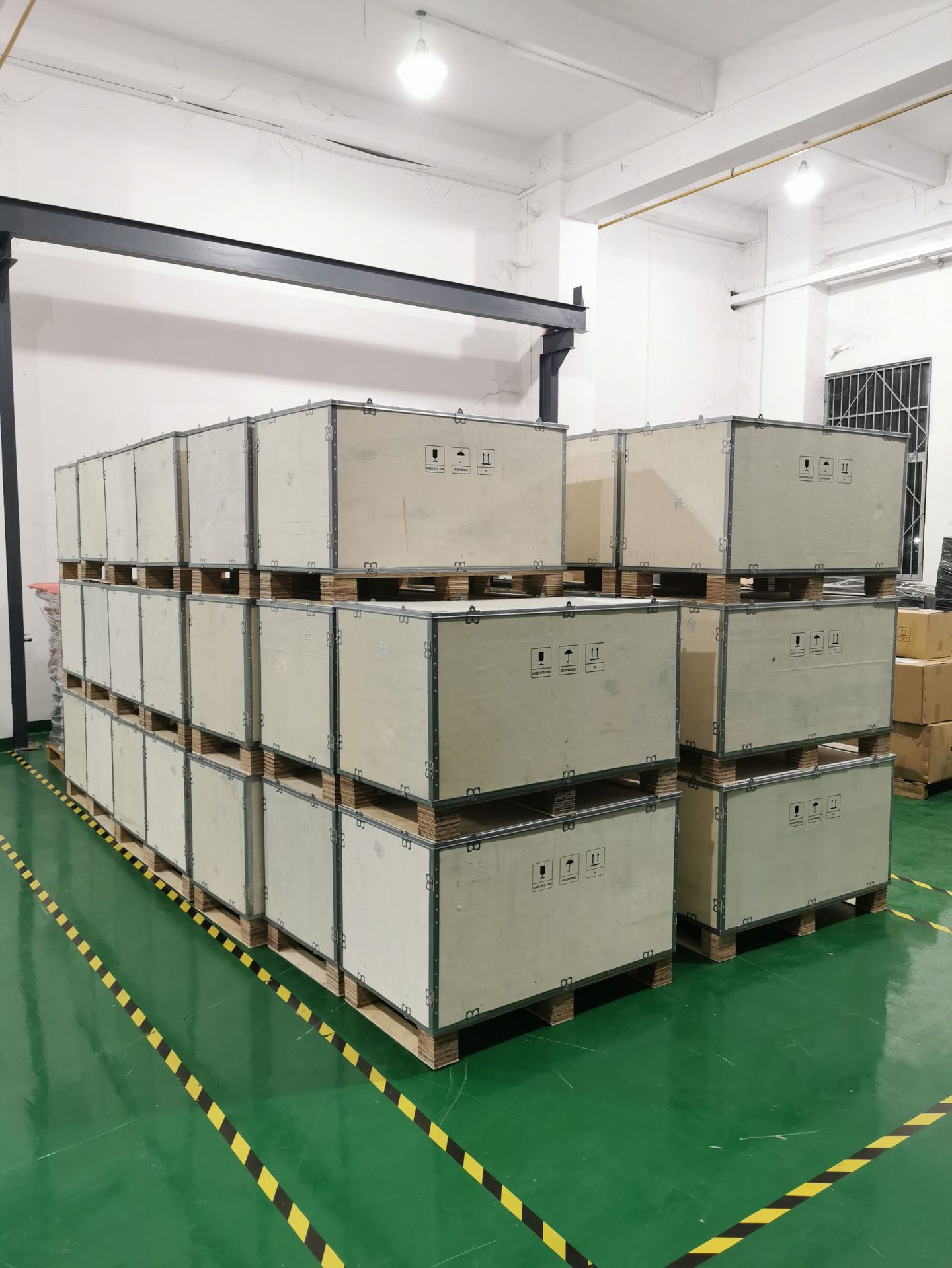 国际物流钢边木箱包装  设备物流订制木箱包装  可拼装封闭木箱