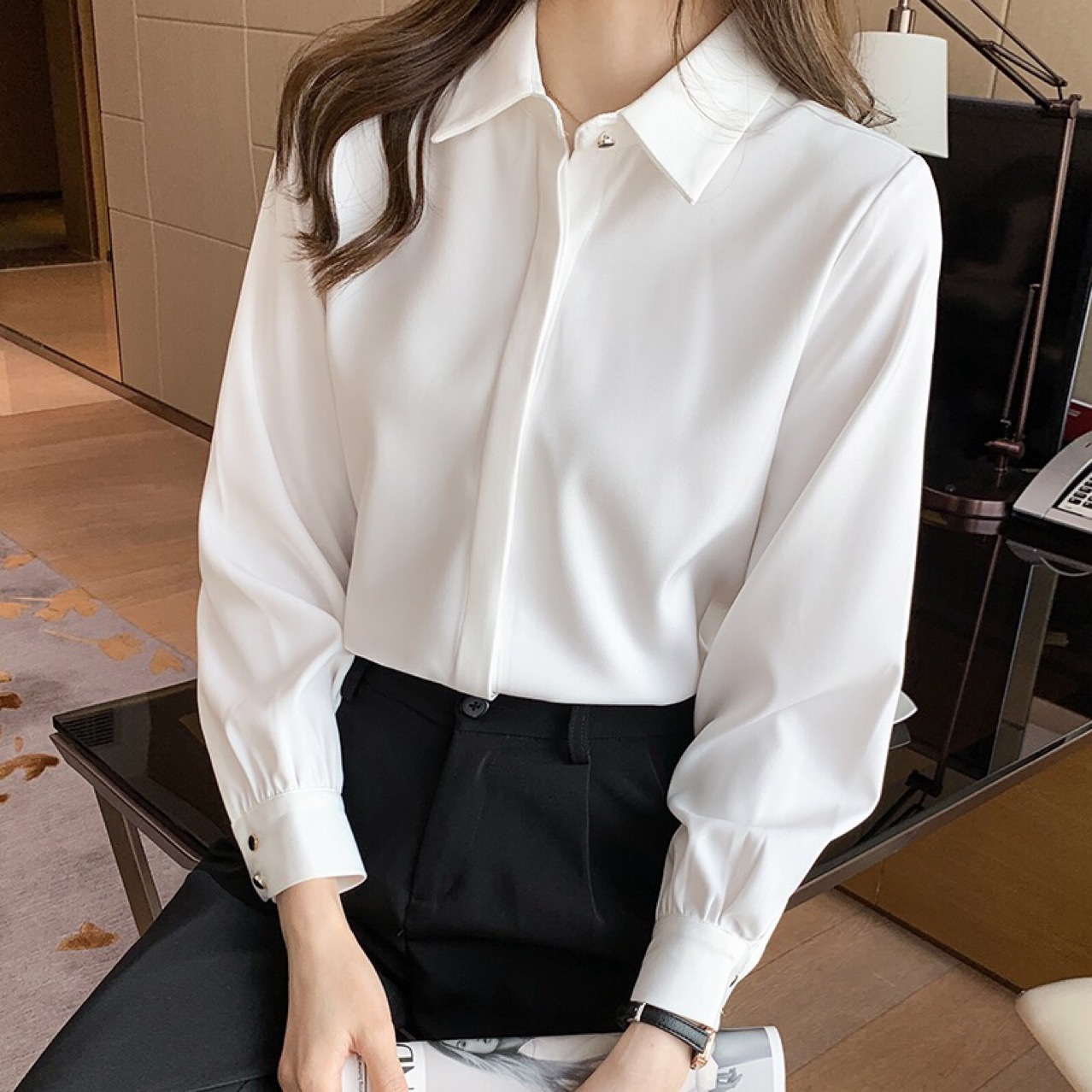 2021春季新款白色衬衫女长袖韩职业正装缎面衬衣女上衣