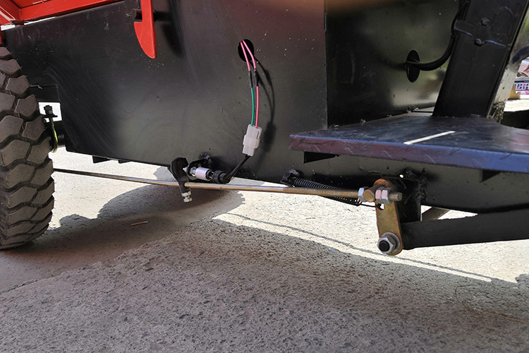 工程电动三轮车刹车拉杆大骑兵脚刹杆刹车连接杆配件