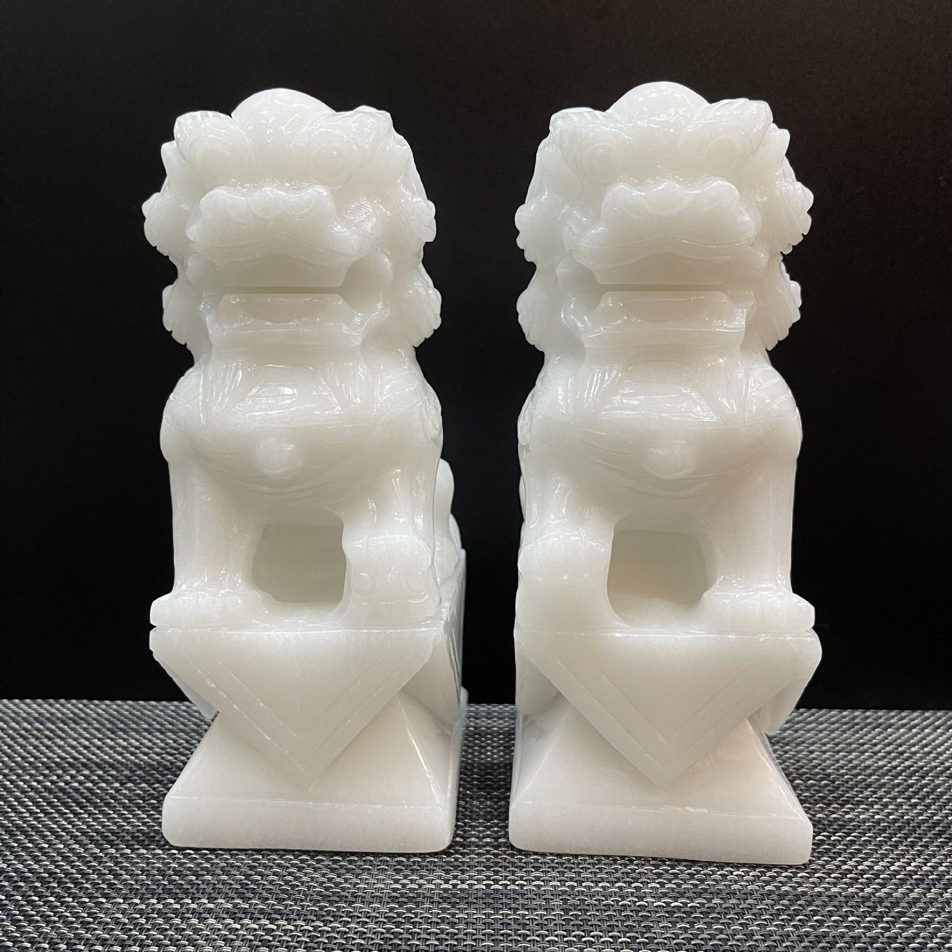 批发风水汉白玉狮子摆件一对北京狮宫门狮助运保平安家居摆件
