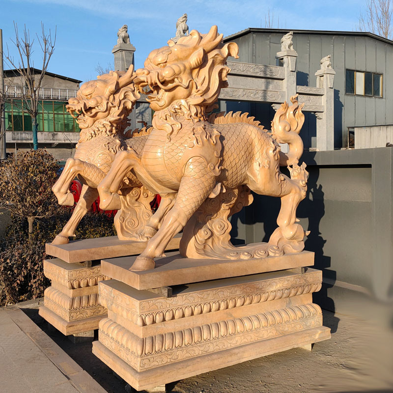 厂家直供晚霞红大门招财石雕麒麟摆件汉白玉送子祥云火麒麟现货