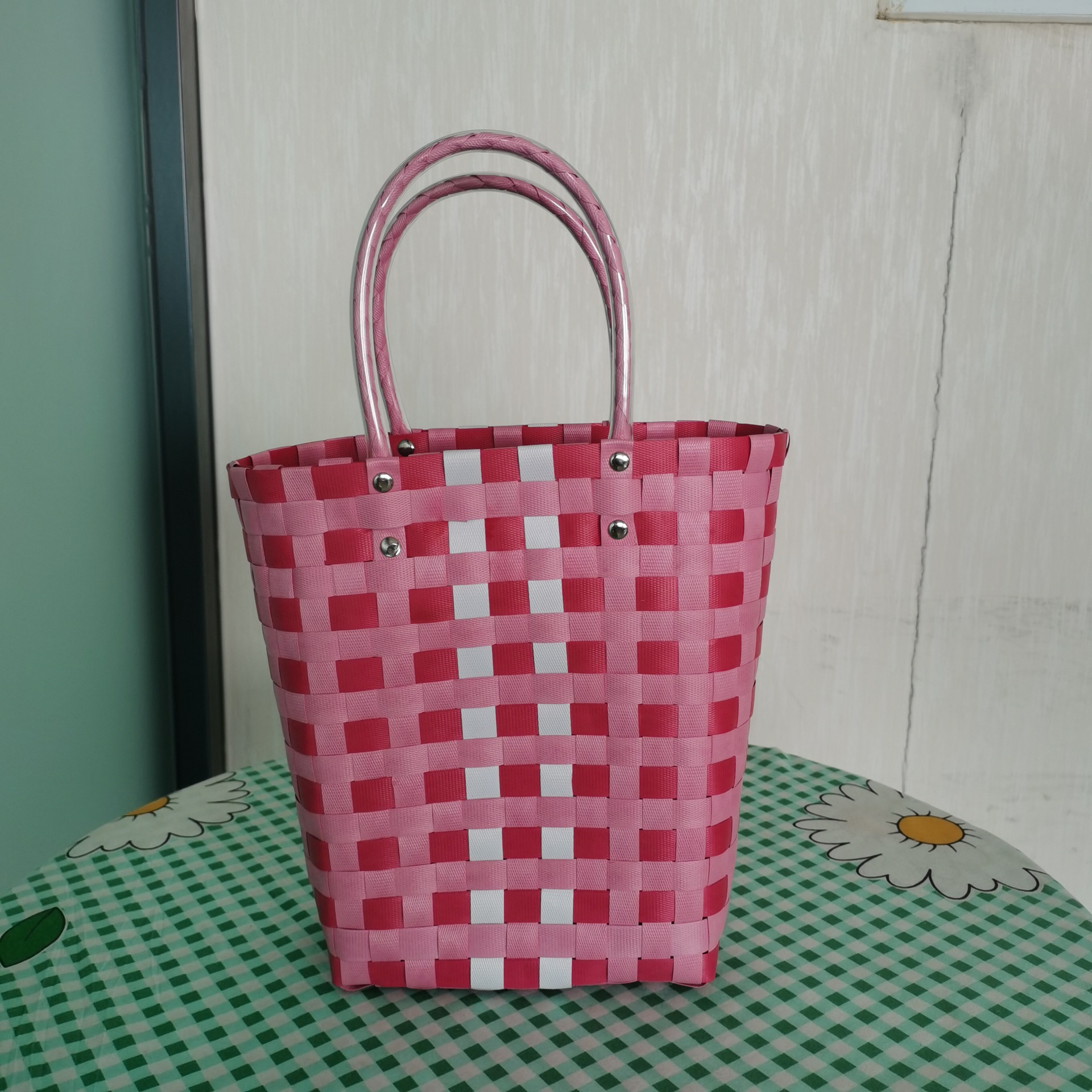 Internet Celebrity Plastic Woven Bag Plaid Beach Bag Large Capacity Portable Contrast Color Vegetable Basket Bag Picnic Basket Handbag