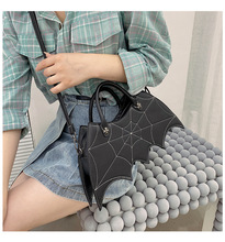 外贸热销欧美时尚创意恶搞趣味个性蝙蝠pu手提包女用休闲斜挎包
