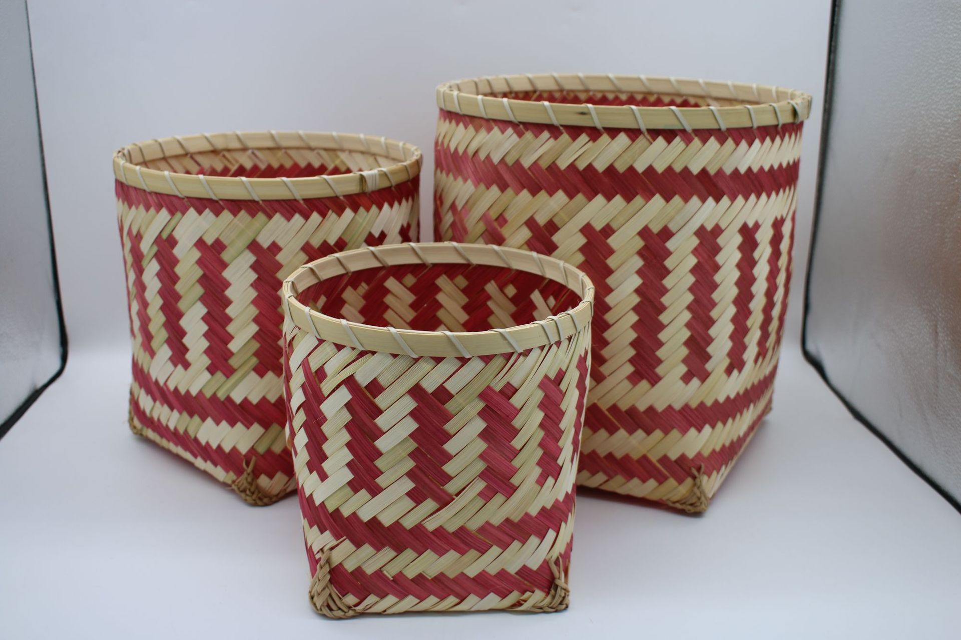 篮子编织插花藤编手提装饰草编花篮创意伴手装饰藤编花篮批发