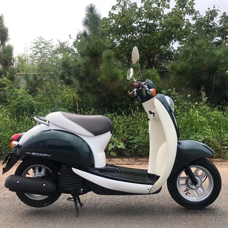 二手小龟摩托车54期55期77期小自由小龟王省油代步燃油踏板