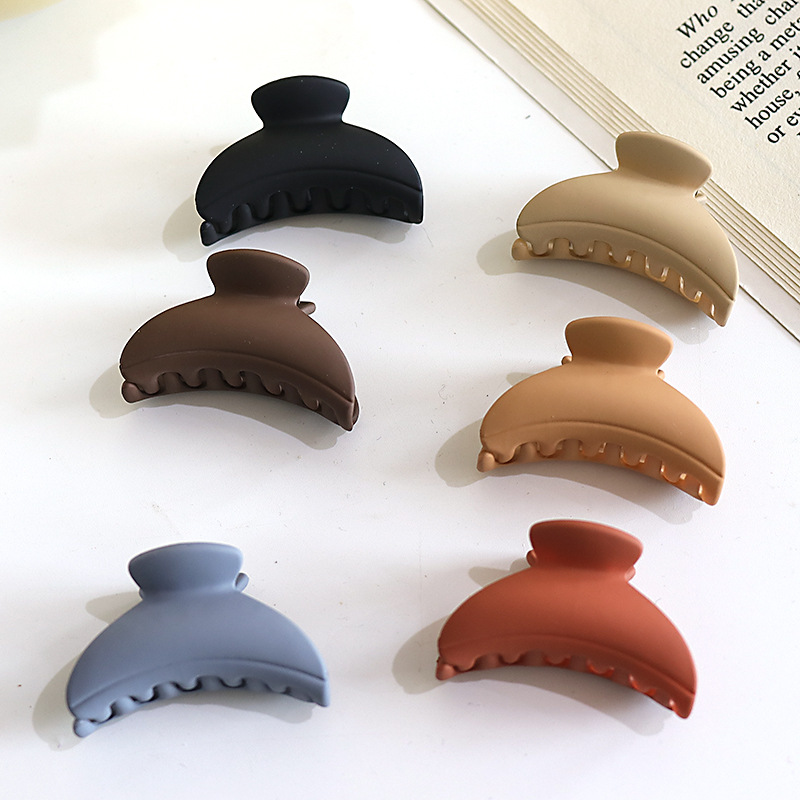 New Simple Cross-Border Frosted Crescent Small Jaw Clip Headdress Versatile Shark Clip Hair Updo Holder Hair Accessories Female Hairpin Wholesale