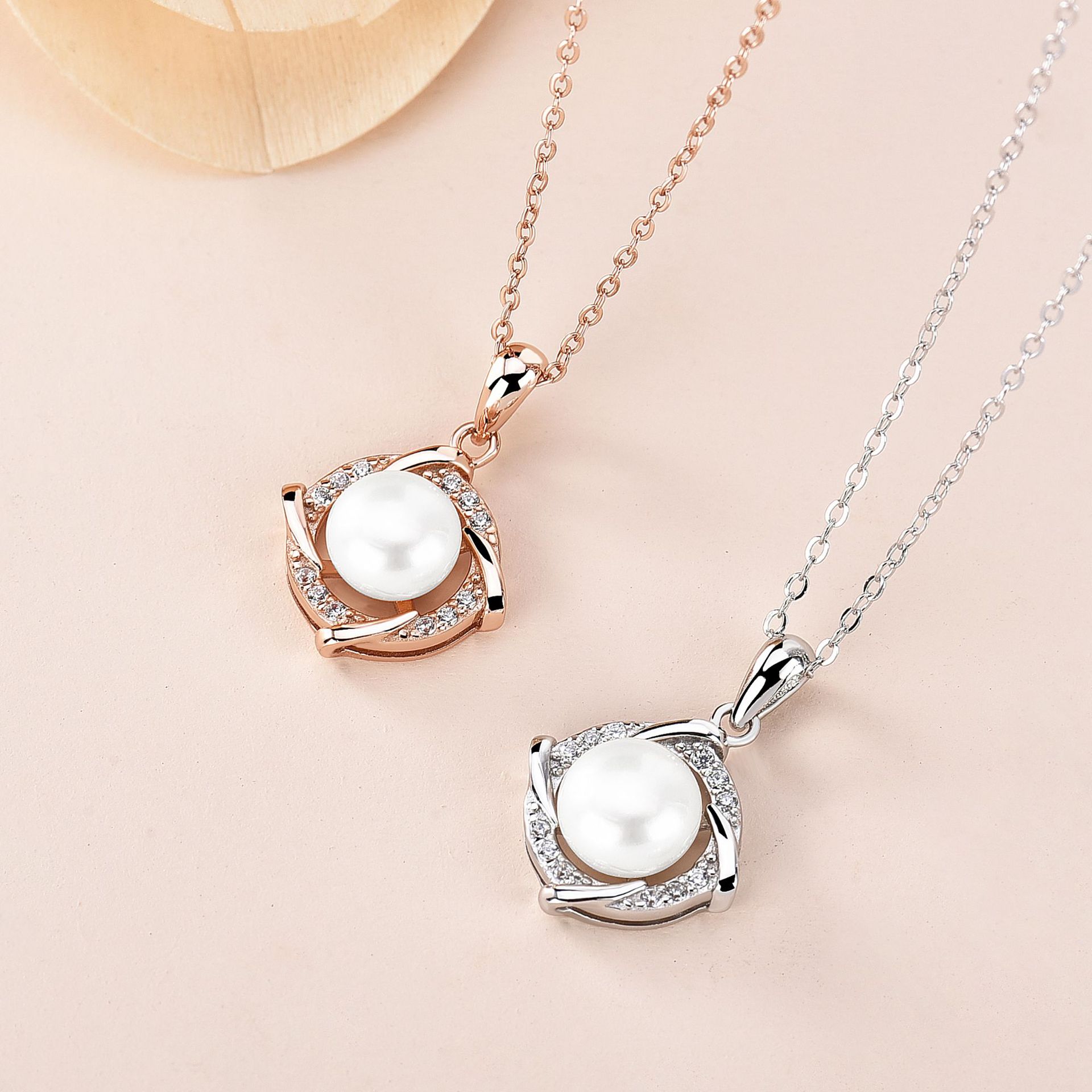 网红风车四叶草珍珠项链女 小众轻奢高级感满钻纯银复古吊坠38节