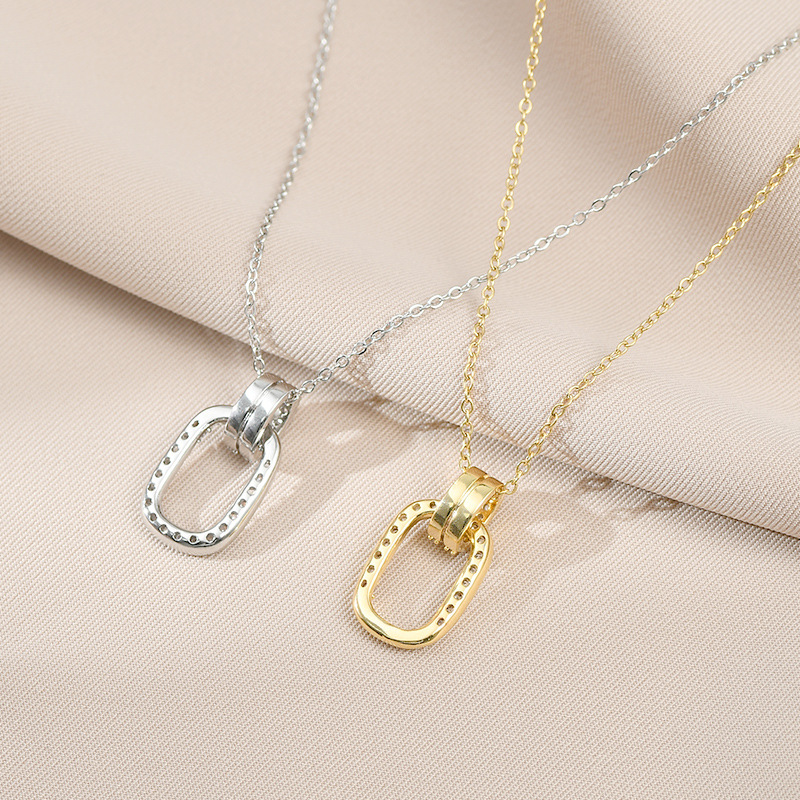 Real Gold Electroplated Micro Inlaid Zircon Temperament Clavicle Chain Women's Niche Design Geometric Cube Sugar Necklace All-Match Sweater Chain