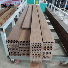 户外圆孔塑木地板WPC室外木塑复合材料PE木塑地板现货防腐板材
