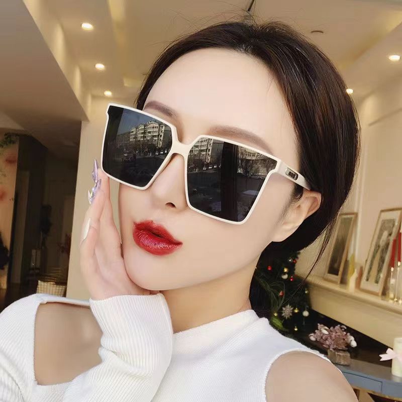 Korean Style High-Grade Ins One-Piece Sunglasses Women's Square Face-Looking Small Driver Driving Uv-Proof Sunglasses Men's Fashion