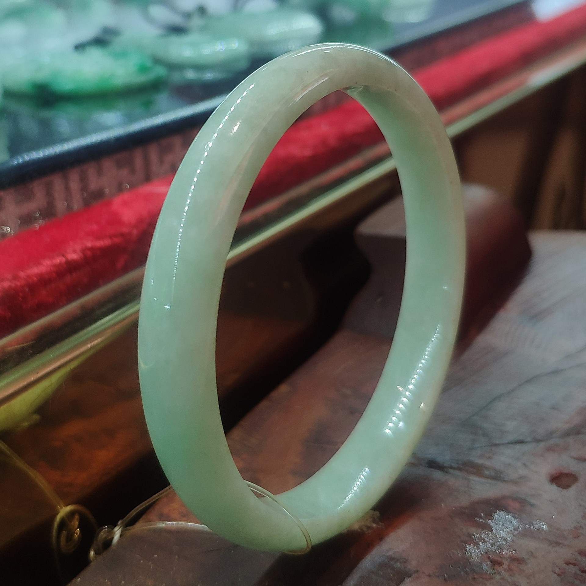 豆青翡翠手镯a货浅绿色玉手环525354㎜