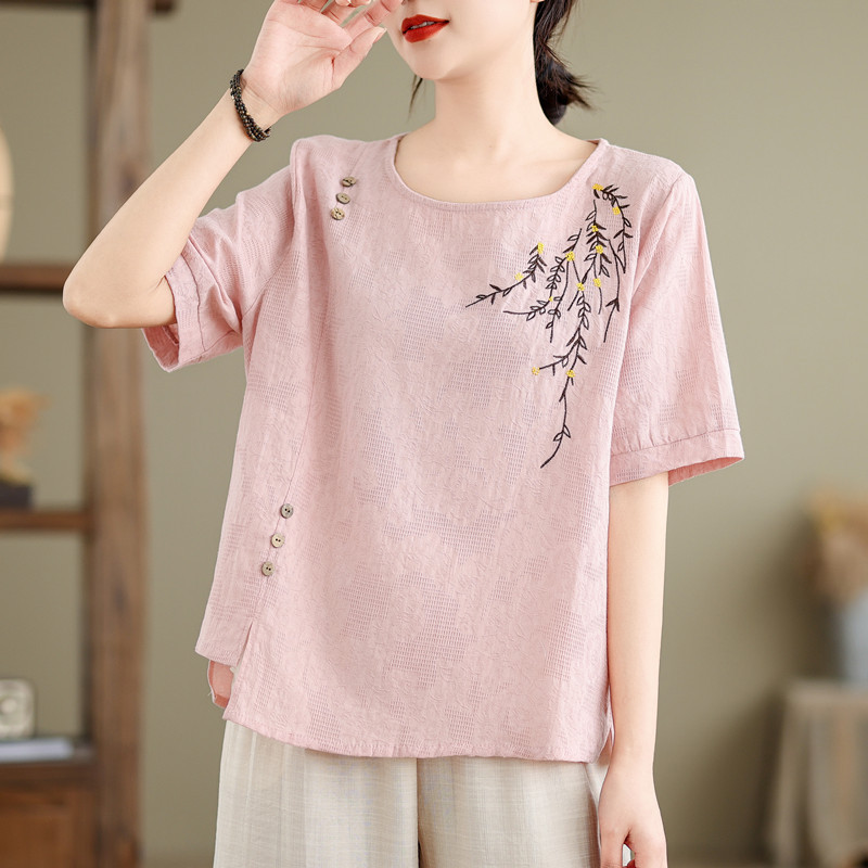 2024 Summer New Fashion Outfit Short-Sleeved T-shirt Cotton and Linen Top Embroidered Versatile Small Shirt Nine Pants Women's Suit